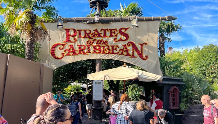 Pirates of the Caribbean ride boat scene at Disneyland Paris Park.